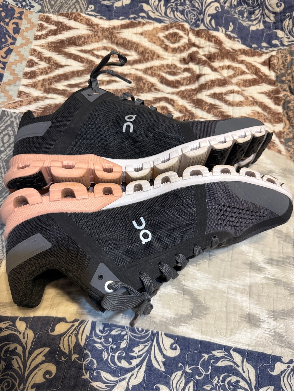 On Running Cloudswift Women's Running Sneakers - Black with Pink Sole - Picture 5 of 5
